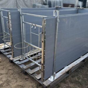 Бокс для телят с выдвижной стенкой